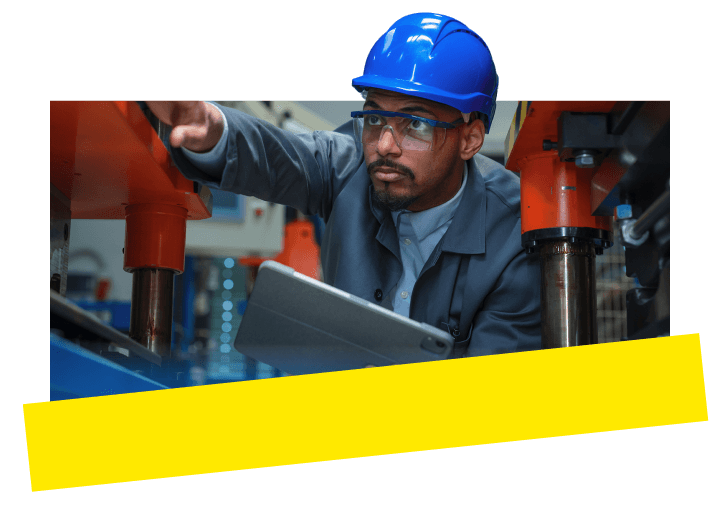 Un ingeniero utiliza GoTo Connect para colaborar en directo con un proveedor y garantizar una configuración precisa de la maquinaria.